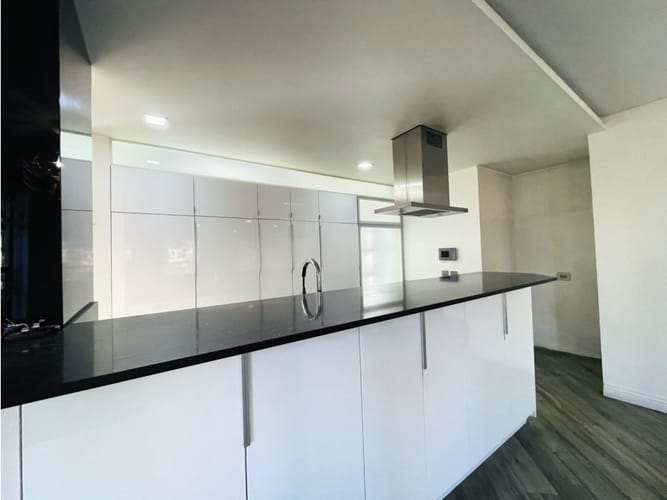 Casa de 2 alcobas en venta en La Esmeralda, Bogotá, 259 m² · foto 15 de 24