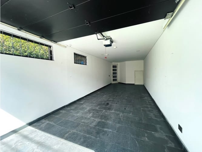 Casa de 2 alcobas en venta en La Esmeralda, Bogotá, 259 m² · foto 16 de 24