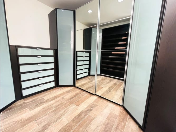 Casa de 2 alcobas en venta en La Esmeralda, Bogotá, 259 m² · foto 23 de 24