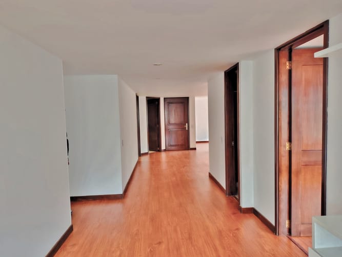 Apartamento de 3 alcobas en arriendo en Santa Barbara Central, Bogotá, 130 m² · foto 6 de 20
