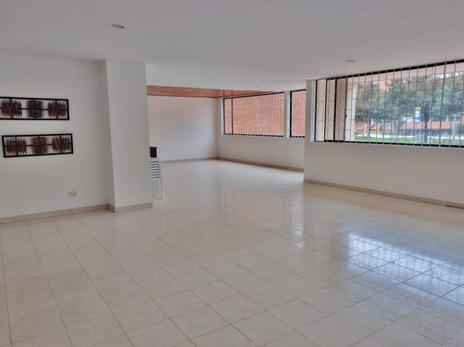 Apartamento de 3 alcobas en arriendo en Santa Barbara Central, Bogotá, 130 m² · foto 11 de 20