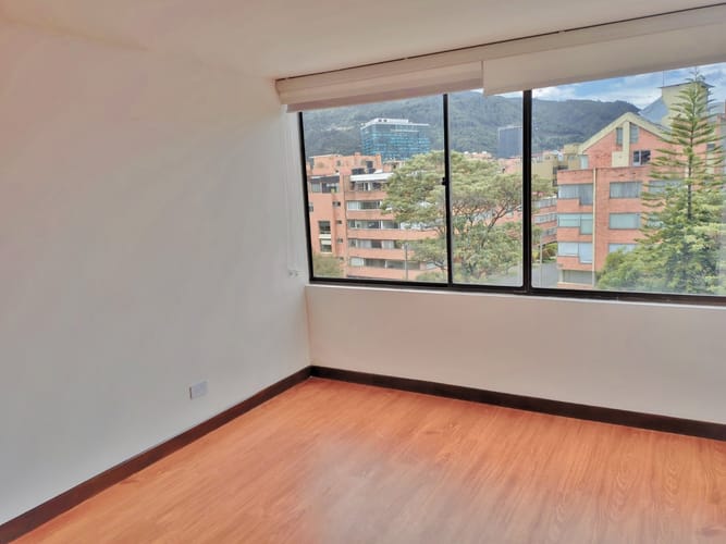 Apartamento de 3 alcobas en arriendo en Santa Barbara Central, Bogotá, 130 m² · foto 16 de 20
