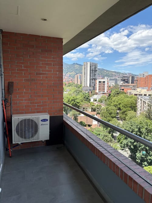 Oficina en venta en El Poblado, Envigado, 42 m² · foto 3 de 12