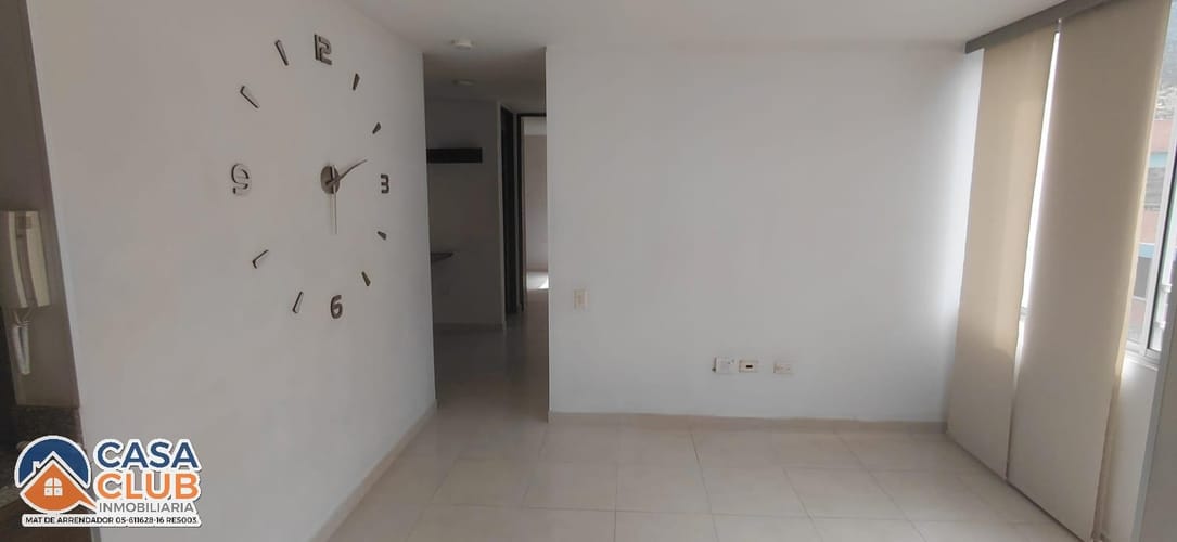 Apartamento de 3 alcobas en venta en Portal De La Loma, Piedecuesta, 66 m² · foto 2 de 19