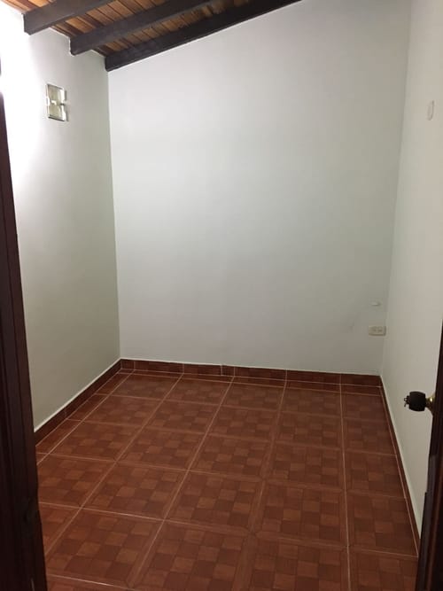 Casa de 3 alcobas en venta en Jardin, Bucaramanga, 228 m² · foto 9 de 17