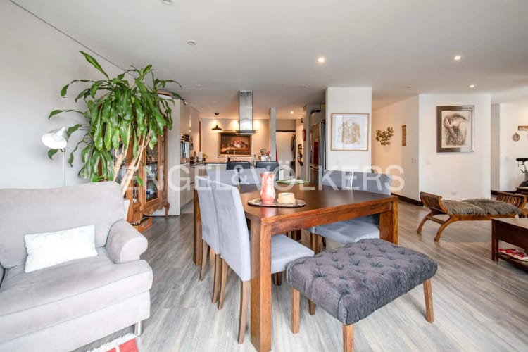 Apartamento de 2 alcobas en venta en Santa Bibiana, Bogotá, 141 m² · foto 4 de 22