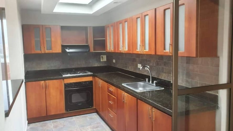 Apartamento de 4 alcobas en venta en Lorena, Medellín, 240 m² · foto 8 de 24