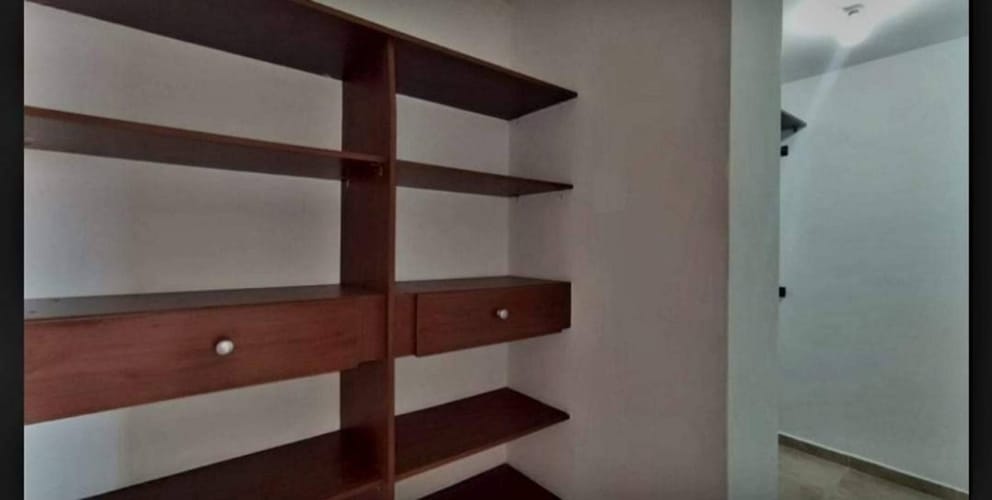 Apartamento de 4 alcobas en venta en Lorena, Medellín, 240 m² · foto 11 de 24
