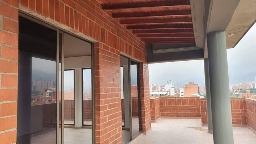Apartamento de 4 alcobas en venta en Lorena, Medellín, 240 m² · foto 13 de 24