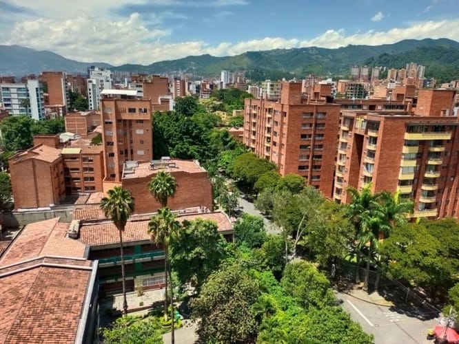 Apartamento de 4 alcobas en venta en Lorena, Medellín, 240 m² · foto 21 de 24