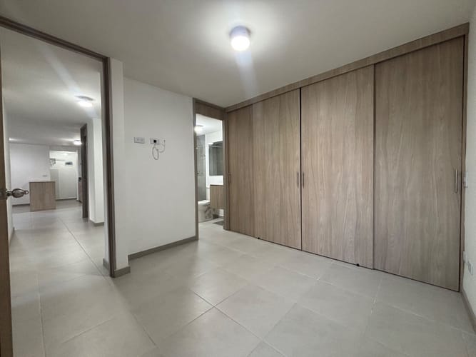 Apartamento de 3 alcobas en arriendo en La Cuenca, Sabaneta, 70 m² · foto 6 de 11