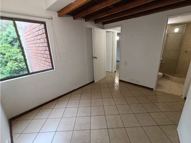 Apartamento de 4 alcobas en venta en Calasanz Parte Alta, Medellín, 77 m² · foto 15 de 19