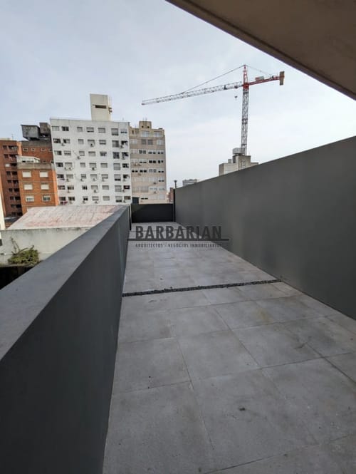 ALQUILER MONOAMBIENTE CON PATIO EN CORDÓN! · Foto 5