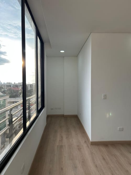 Apartamento de 2 alcobas en arriendo en Santa Barbara, Bogotá, 65 m² · foto 3 de 19