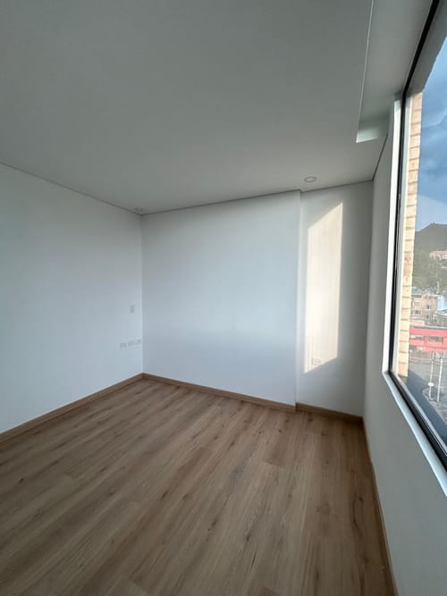 Apartamento de 2 alcobas en arriendo en Santa Barbara, Bogotá, 65 m² · foto 15 de 19