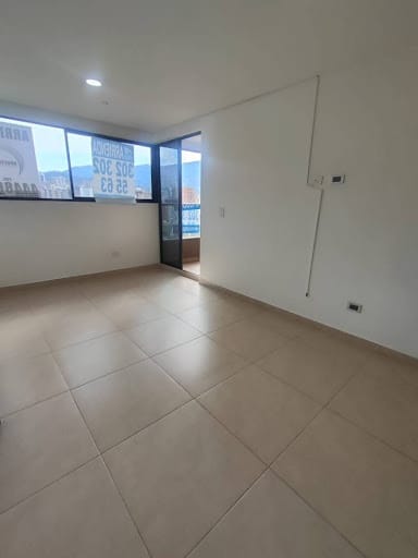 Apartamento de 2 alcobas en arriendo en Mayorca, Envigado, 68 m² · foto 3 de 15