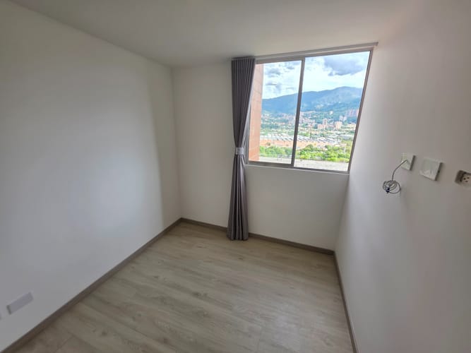 Apartamento de 3 alcobas en arriendo en Zona Industrial No. 1, Itagüí, 78 m² · foto 23 de 24
