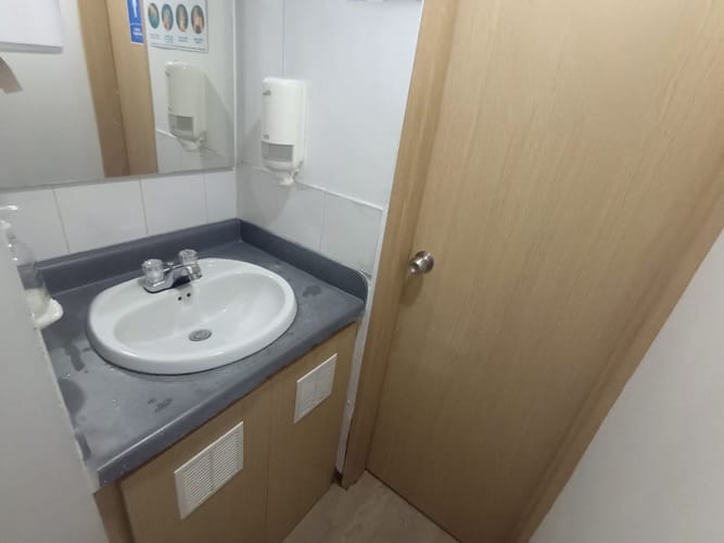 Oficina en arriendo en Laureles, Medellín, 45 m² · foto 11 de 12