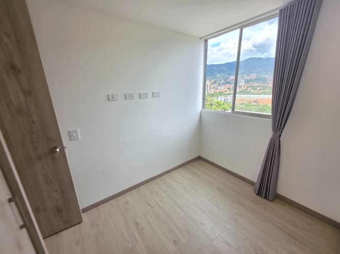 Apartamento de 3 alcobas en arriendo en Zona Industrial No. 1, Itagüí, 78 m² · foto 22 de 24