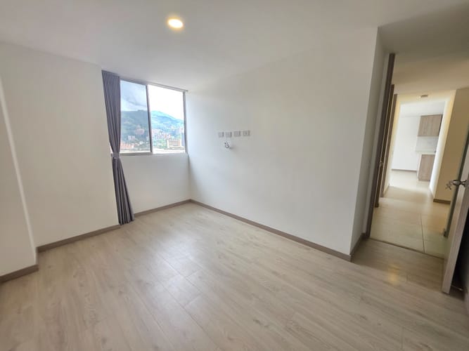 Apartamento de 3 alcobas en arriendo en Zona Industrial No. 1, Itagüí, 78 m² · foto 15 de 24