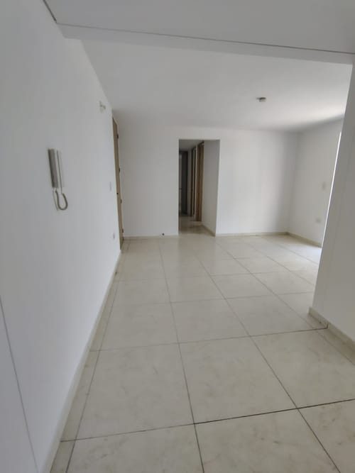 Apartamento de 3 alcobas en arriendo en Prados Del Este, Cúcuta, 67 m² · foto 4 de 24