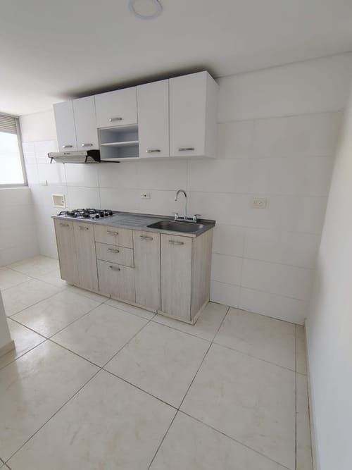 Apartamento de 3 alcobas en arriendo en Prados Del Este, Cúcuta, 67 m² · foto 7 de 24