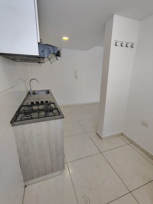Apartamento de 3 alcobas en arriendo en Prados Del Este, Cúcuta, 67 m² · foto 8 de 24