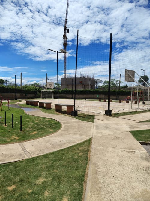 Apartamento de 3 alcobas en arriendo en Prados Del Este, Cúcuta, 67 m² · foto 23 de 24