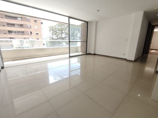 Apartamento de 3 alcobas en arriendo en Ciudad Del Río, Envigado, 105 m² · foto 3 de 18