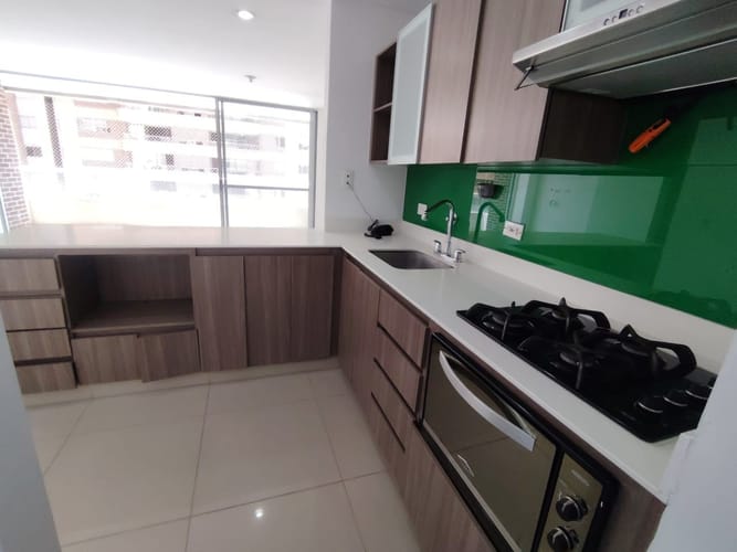 Apartamento de 3 alcobas en arriendo en Ciudad Del Río, Envigado, 105 m² · foto 6 de 18