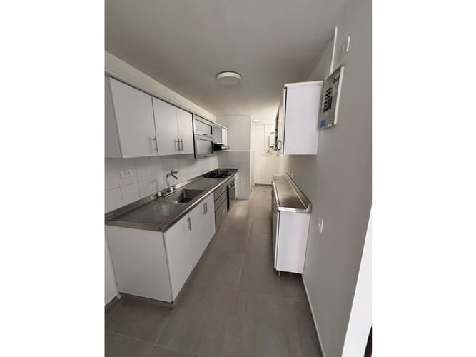 Casa de 4 alcobas en venta en La Italia, Pereira, 155 m² · foto 3 de 17