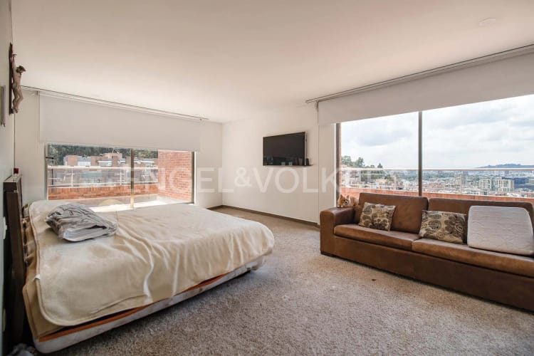 Apartamento de 3 alcobas en venta en Bosques De La Cañada, Bogotá, 286 m² · foto 8 de 19