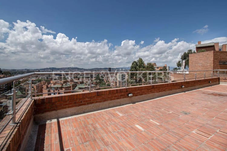 Apartamento de 3 alcobas en venta en Bosques De La Cañada, Bogotá, 286 m² · foto 7 de 19