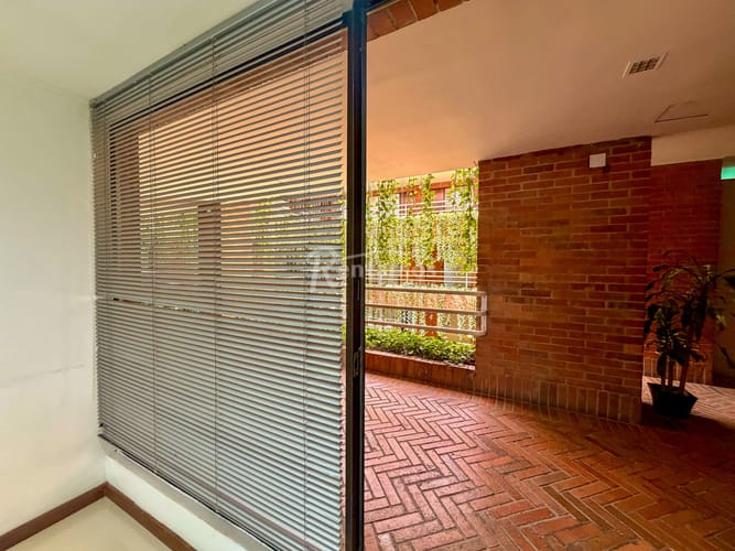 Oficina en arriendo en El Poblado, Medellín, 28 m² · foto 8 de 20