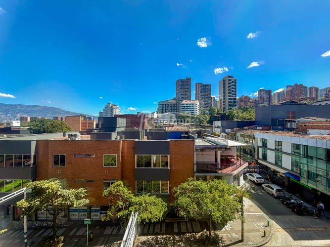 Oficina en arriendo en El Poblado, Medellín, 28 m² · foto 9 de 20