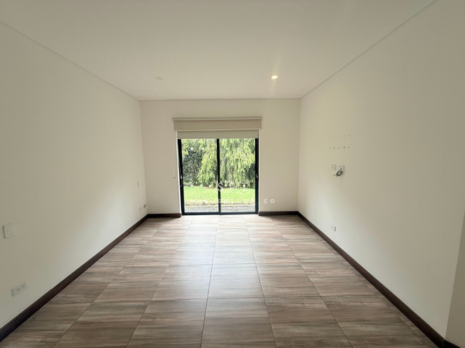 Casa de 3 alcobas en venta en Las Palmas, Envigado, 360 m² · foto 3 de 17