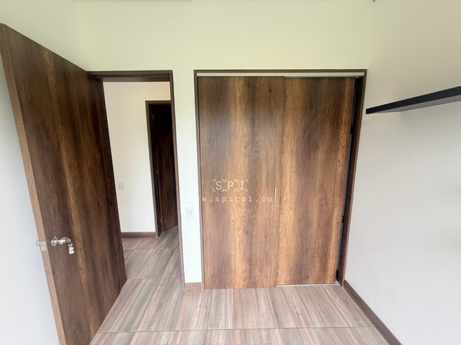 Casa de 3 alcobas en venta en Las Palmas, Envigado, 360 m² · foto 10 de 17