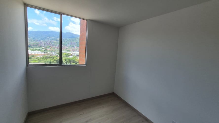 Apartamento de 3 alcobas en arriendo en Simon Bolivar, Itagüí, 80 m² · foto 8 de 15