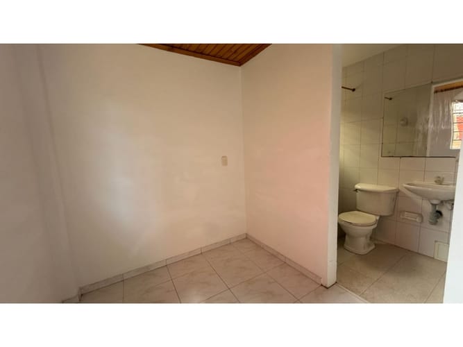 Casa de 7 alcobas en venta en Vereda La Balsa, Chía, 189 m² · foto 13 de 24