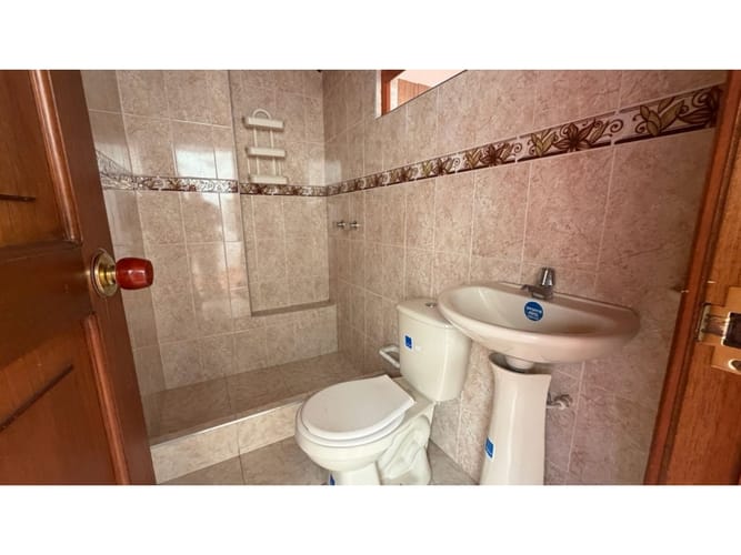 Casa de 7 alcobas en venta en Vereda La Balsa, Chía, 189 m² · foto 23 de 24