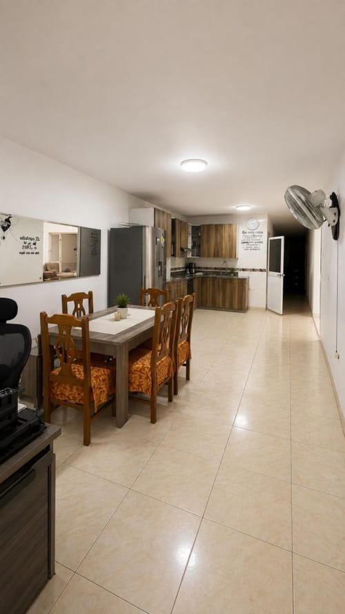 Casa de 8 alcobas en venta en Siete De Agosto, Cali, 380 m² · foto 3 de 18