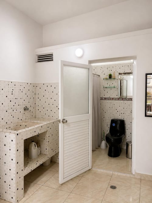 Casa de 8 alcobas en venta en Siete De Agosto, Cali, 380 m² · foto 15 de 18