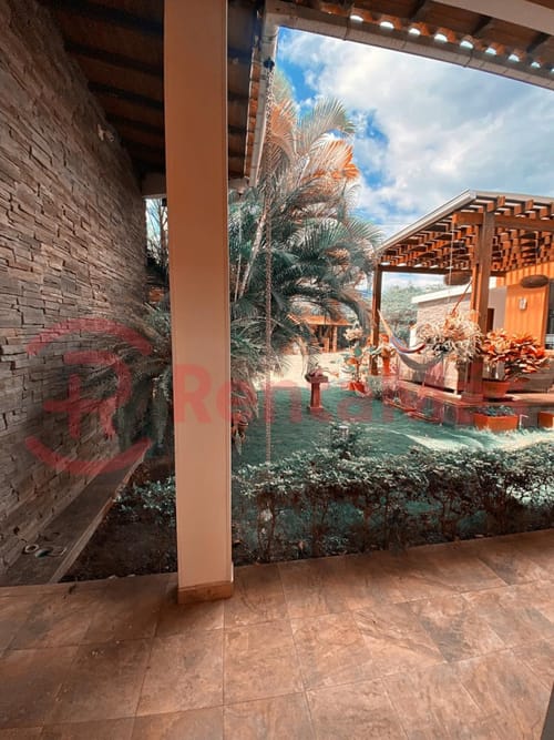 Casa de 3 alcobas en venta en La Floresta, Los Patios, 340 m² · foto 8 de 13