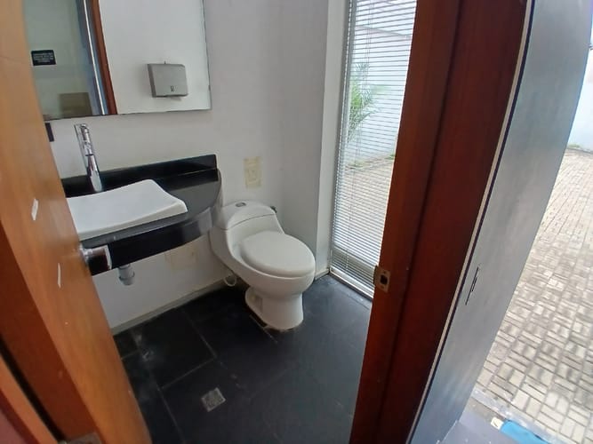 Local en arriendo en Altos Del Prado, Barranquilla, 259 m² · foto 8 de 13