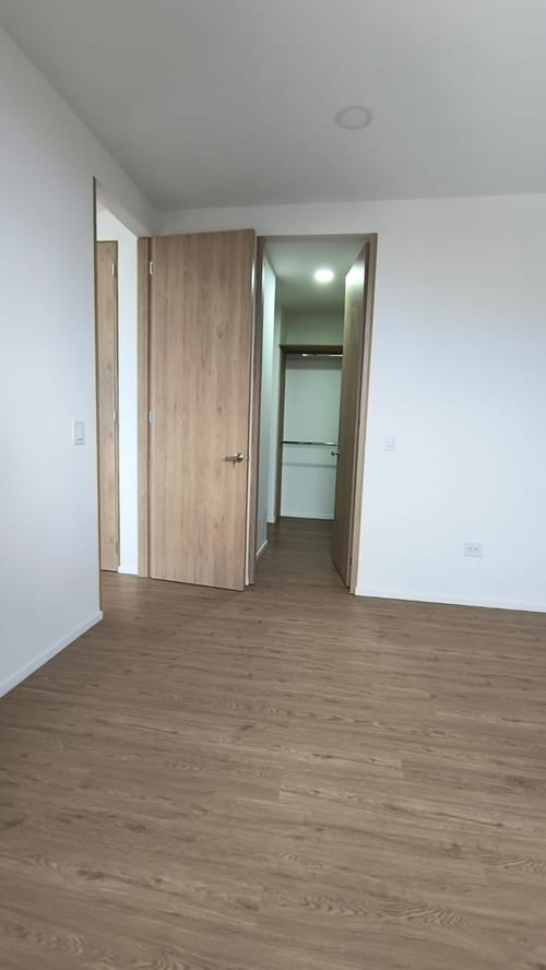 Apartamento de 2 alcobas en arriendo en Galicia, Pereira, 75 m² · foto 6 de 23