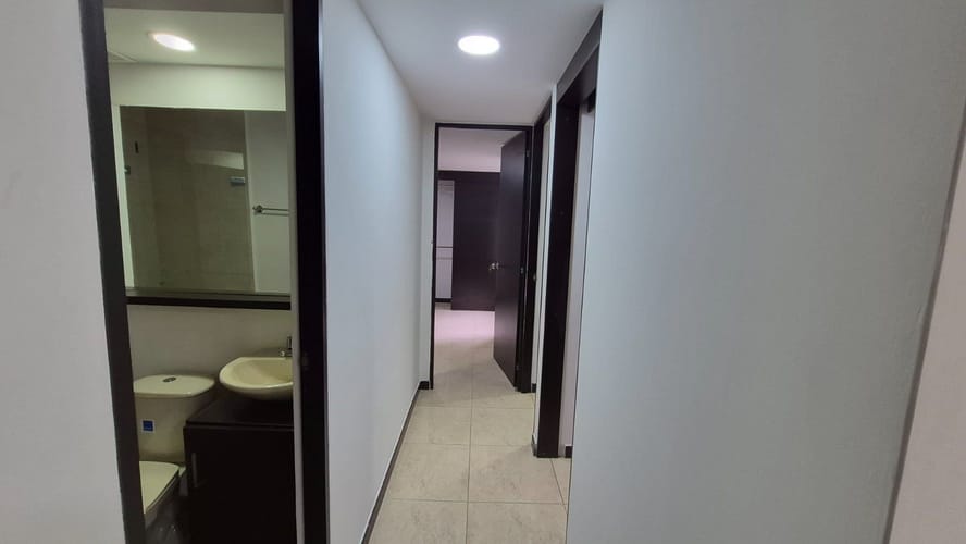 Apartamento de 2 alcobas en arriendo en Viviendas Del Sur, Itagüí, 66 m² · foto 5 de 15