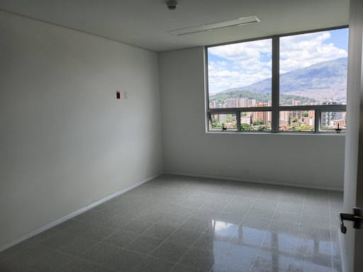 Consultorio en venta en Santa Lucía, Medellín, 29 m² · foto 9 de 13