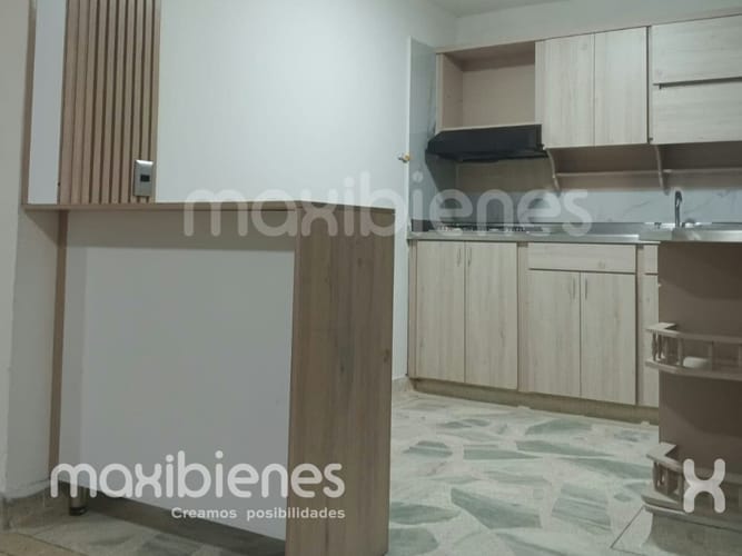 Apartamento de 3 alcobas en arriendo en Belén San Bernardo, Medellín, 85 m² · foto 2 de 6