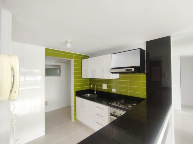 Apartamento de 2 alcobas en venta en Conjunto Residencial Mediterrane Firenze, Floridablanca, 86 m² · foto 9 de 24