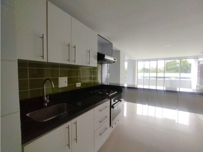 Apartamento de 2 alcobas en venta en Conjunto Residencial Mediterrane Firenze, Floridablanca, 86 m² · foto 10 de 24